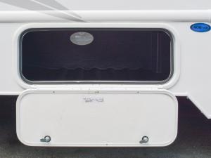 Chateau 22E Chevy Photo