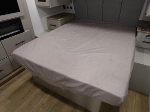 Delta 274RKW Photo