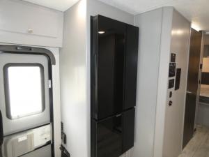 Entourage 320LV Photo