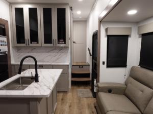 Valor All-Access 32A10 Photo