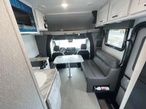 Entrada M-Class 24RL Photo