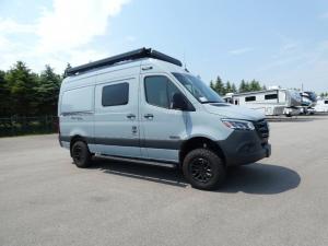 Revel Sport 44C Photo