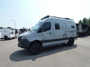 Revel Sport 44C Photo