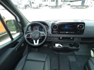 Revel Sport 44C Photo