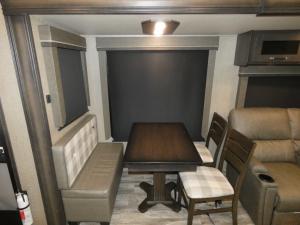 Reflection 337RLS Photo