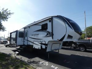 Reflection 337RLS Photo