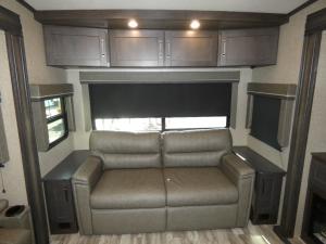 Reflection 337RLS Photo