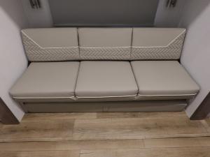 Avenue 39MBR Photo