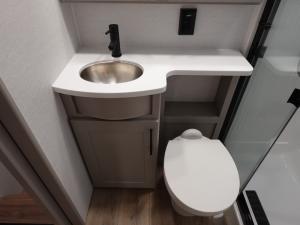 Valor 40V13 Photo