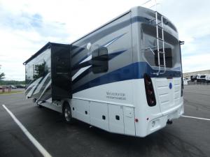 Vacationer 33C Photo