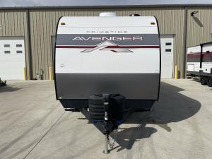 Avenger 29QBS Photo