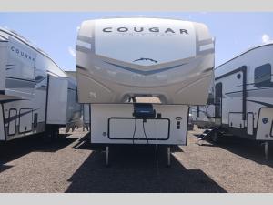 Cougar Half-Ton 29RLI Photo