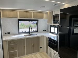 Salem Hemisphere 270FKS Photo