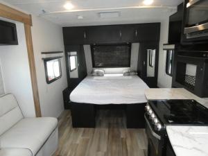 Freedom Express Ultra Lite 192RBS Photo