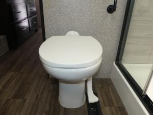 Pinnacle 36FBTS Photo