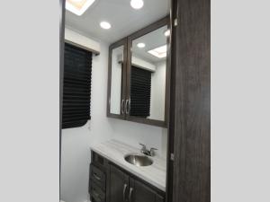 Odyssey 29V Photo