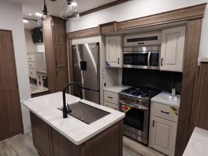 Paradigm 385FL Photo
