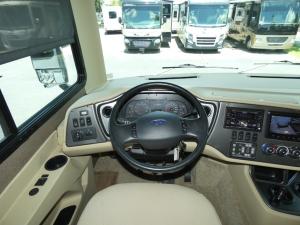 Open Road Allegro 32 SA Photo