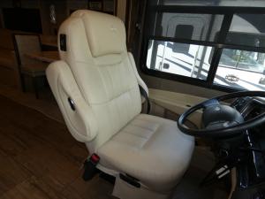 Open Road Allegro 32 SA Photo