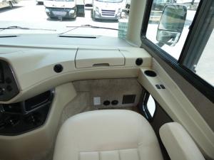 Open Road Allegro 32 SA Photo