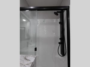 Hampton 372FDB Photo
