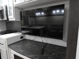 Hampton 372FDB Photo