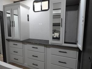 Hampton 372FDB Photo