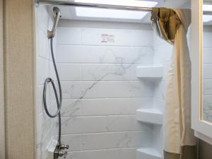 Pasadena SE SE21 Photo