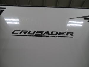 Crusader 395BHL Photo