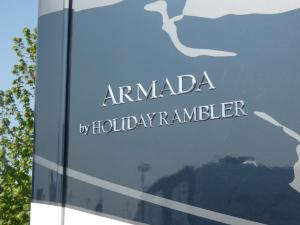 Armada 44LE Photo