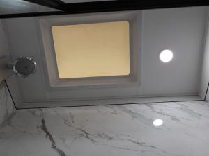 Pinnacle 38FBRK Photo