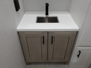 Pinnacle 38FBRK Photo
