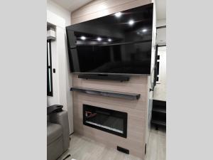 Pinnacle 38FBRK Photo
