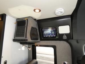 Storyteller Overland DARKMODE XO Photo