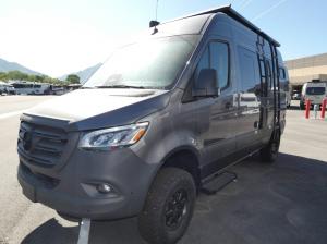 Storyteller Overland DARKMODE XO Photo
