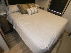 Open Road Allegro 29 NA Photo