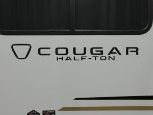 Cougar Half-Ton 25MLE Photo