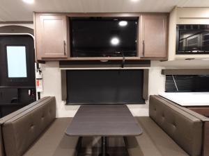 Cougar Half-Ton 25MLE Photo