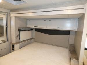 Gemini AWD 23TW Photo