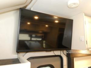 Gemini AWD 23TW Photo