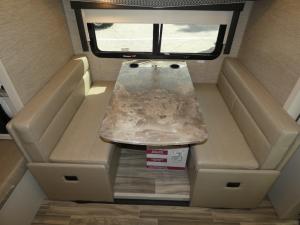 Gemini AWD 23TW Photo