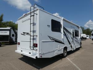 Quantum SE SE28 Ford Photo