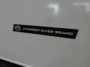 Freedom Express Select 18SE Photo