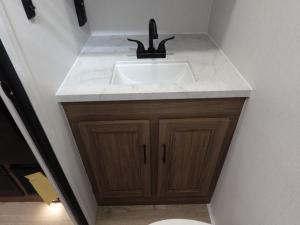 Freedom Express Select 18SE Photo