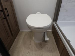 Freedom Express Select 18SE Photo