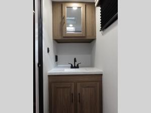 Freedom Express Select 18SE Photo