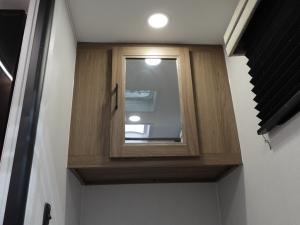 Freedom Express Select 18SE Photo