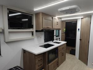 Freedom Express Select 19SE Photo