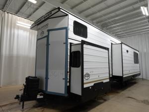 Wildwood Lodge 42ICE Photo