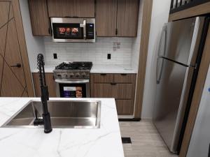 Wildwood Lodge 42ICE Photo